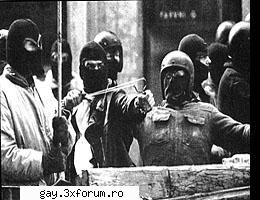 dar la ce te asteptai? sunt niste imbecili de dreapta, niste mizerii fasciste. din pacate eu am